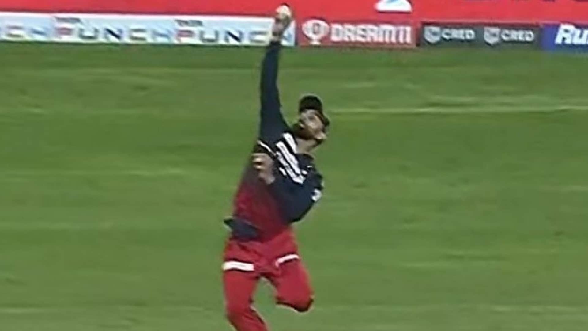 IPL 2022 MI vs LSG and DC VS RCB Match Highlights Hindi anushka reaction on virat kohli catch