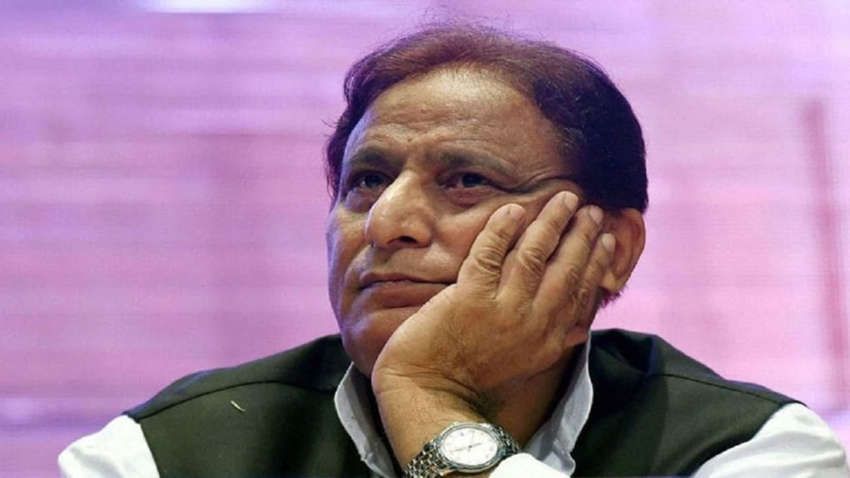 Sitapur: Azam Khan's troubles increased, another warrant came to jail, case of taking recognition of school from fake documents
