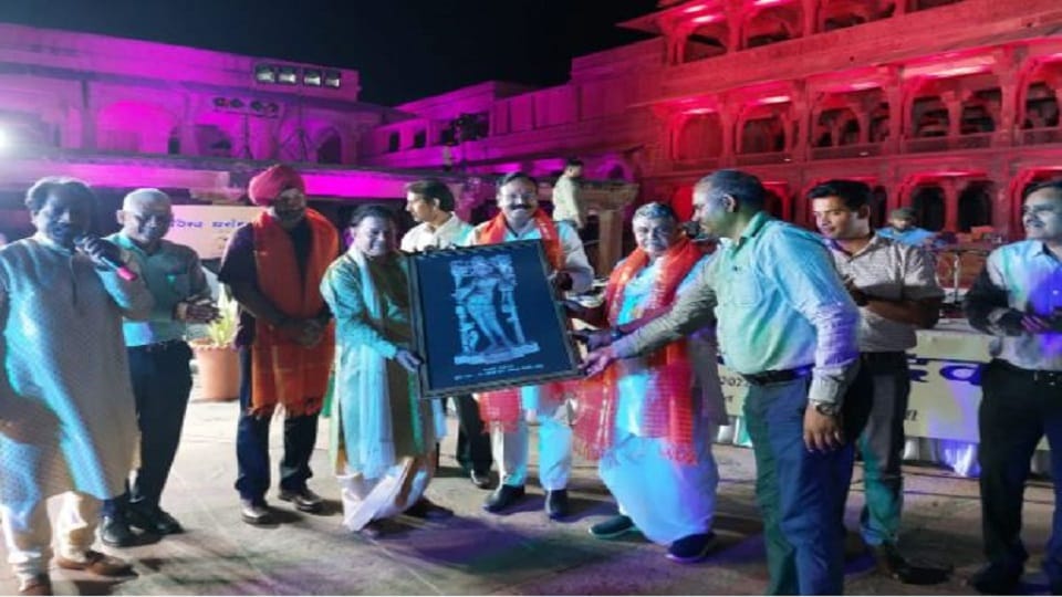 world heritage day 2022 Bhajan Samrat Anoop Jalota gave presentations of bhajan in Fatehpur Sikri