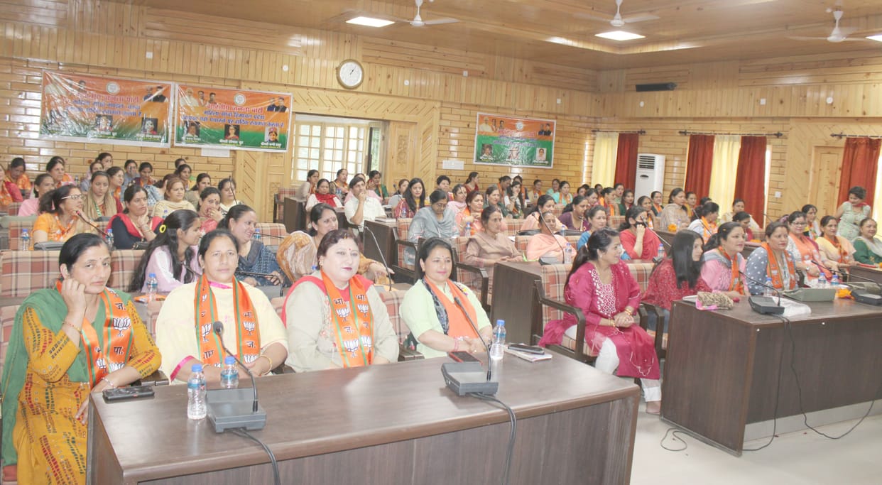 Election tips given to women workers