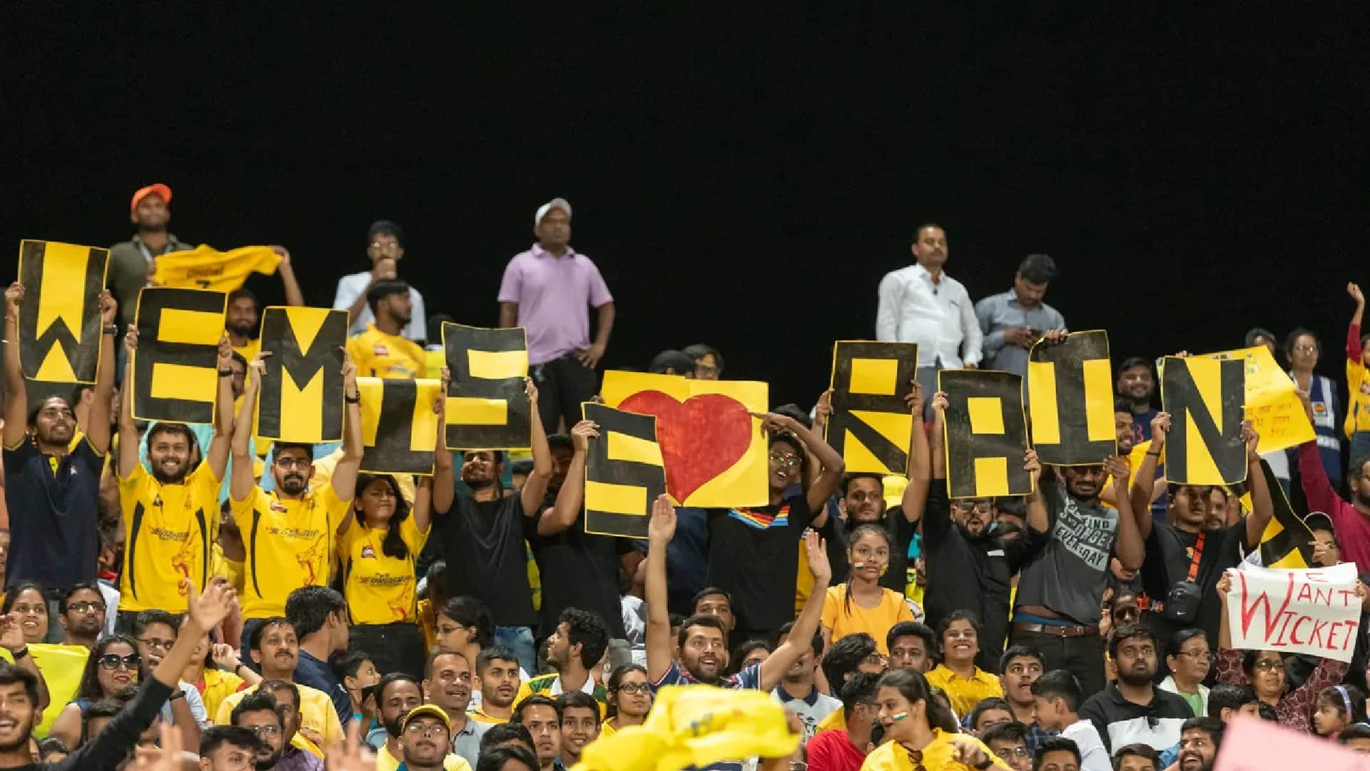 IPL 2022 PBKS vs SRH and CSK vs GT Match Highlights Hindi Dhoni Raina Fans in Stadium