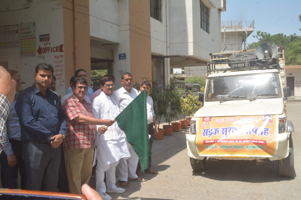 Join hands with safety, follow traffic rules