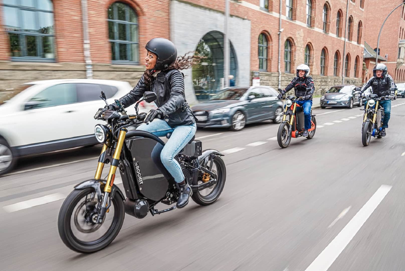 Brand LML maker of LML Vespa scooters is set to come back in September 2022 with unveiling of three electric two-wheelers e-hyperbikes