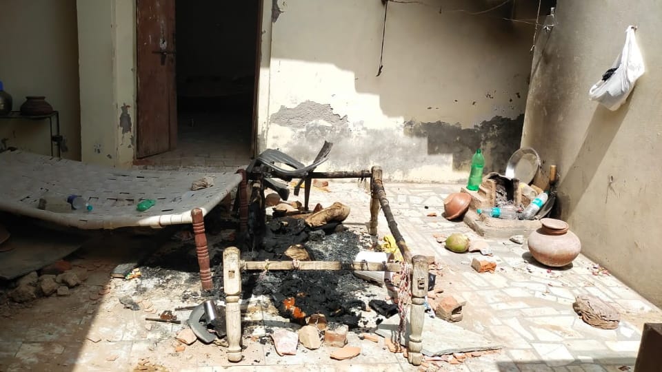 Attack on house in Fatehabad