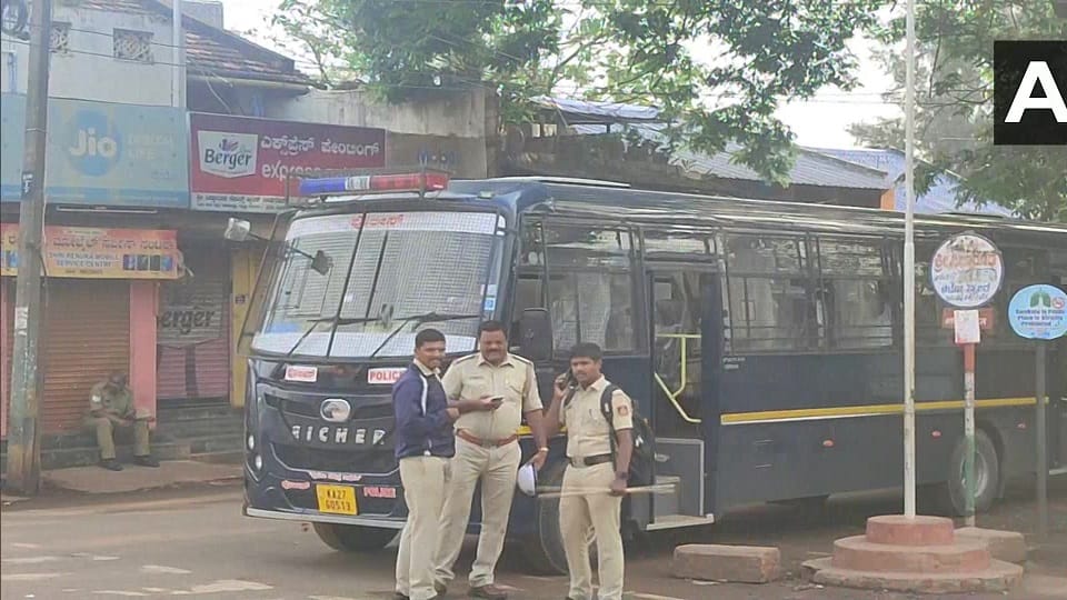 Karnataka Hubli Violence Case 88 Arrested including  AIMIM corporator husband, Maharashtra Ramnavami Violence