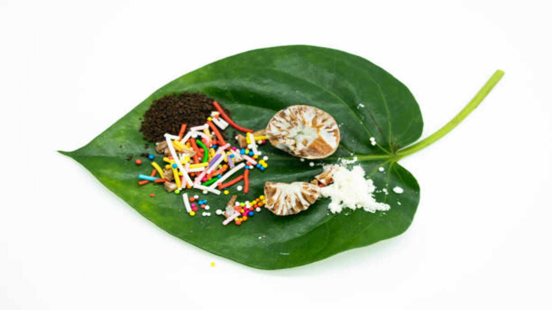 Astrology: Betel Leaves Totka for Luck Will Change Your Luck As soon As Do in Hindi
