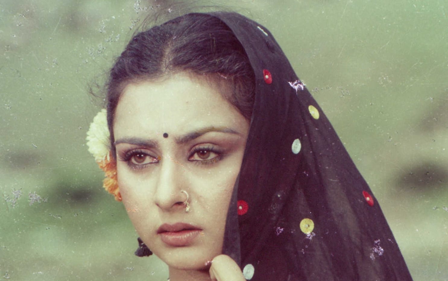 Poonam Dhillon has given many superhit films in the 80s know untold facts about him