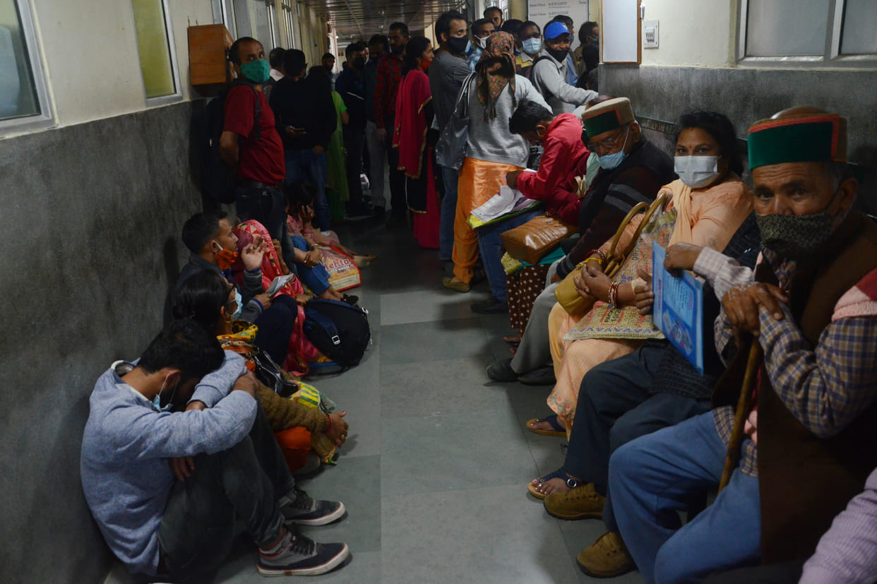 Senior doctor did not come to ENT OPD after noon