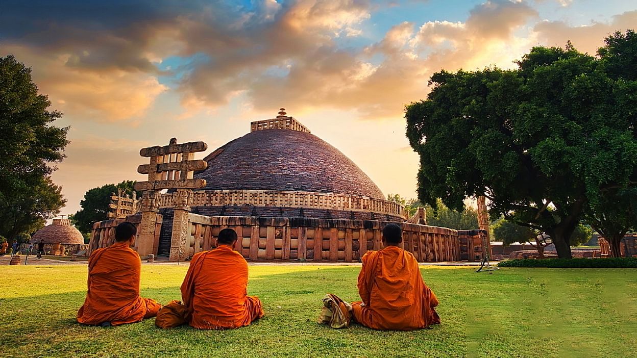 World Heritage Day: Madhya Pradesh, The Center Of Mythological And ...