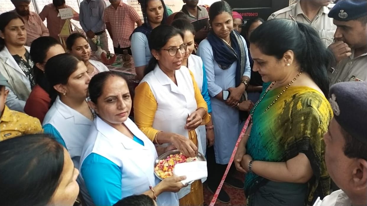 In the block level health fair, the MP did not see the patients, so the doctors held a class