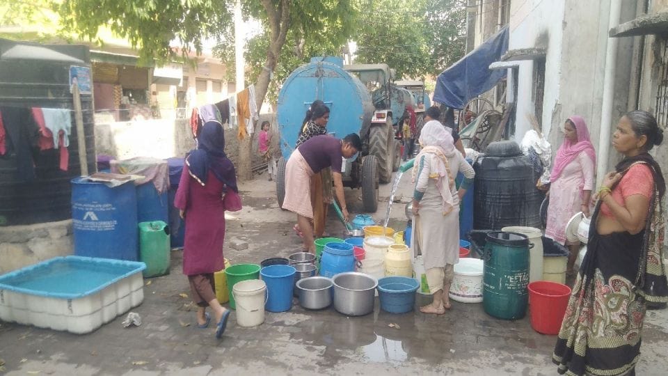 Water crisis due to closure of two waterworks in Agra