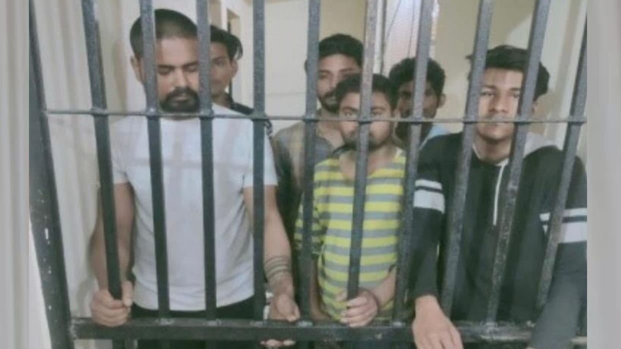 Six arrested for firing and throughing bomb in a car on Sitapur road in Lucknow.