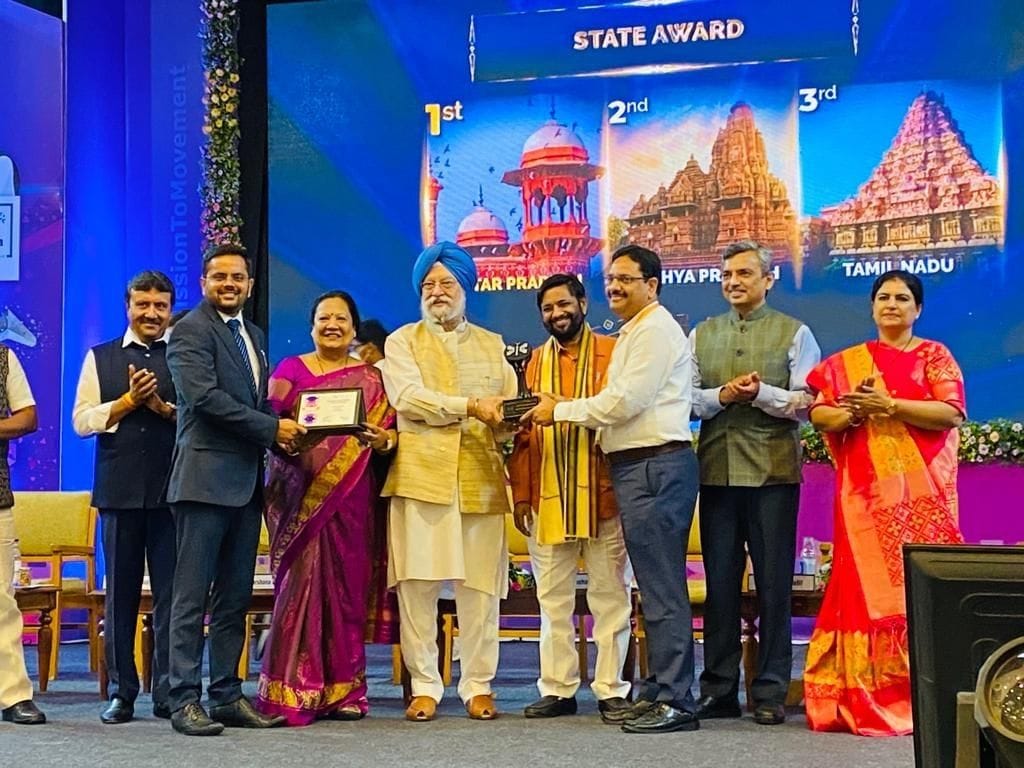 Best Smart State Award for Uttar Pradesh
