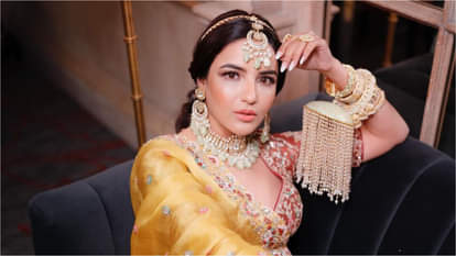 karwa chauth 2022 top trendy makeup ideas like new bride