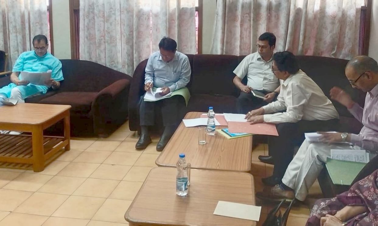 Take action on tax evasion: Agarwal