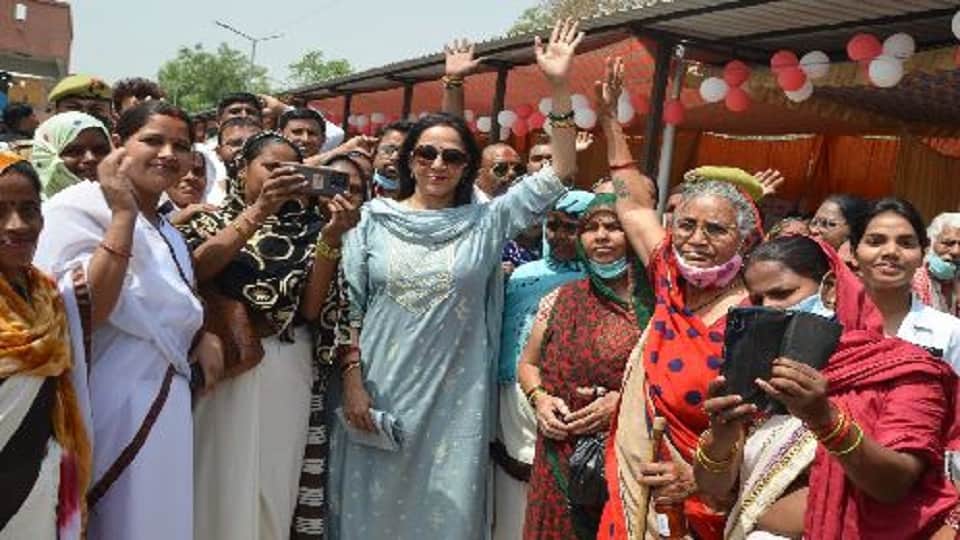 health fair organized in District Joint Hospital inaugurated by Chief Guest MP Hema Malini