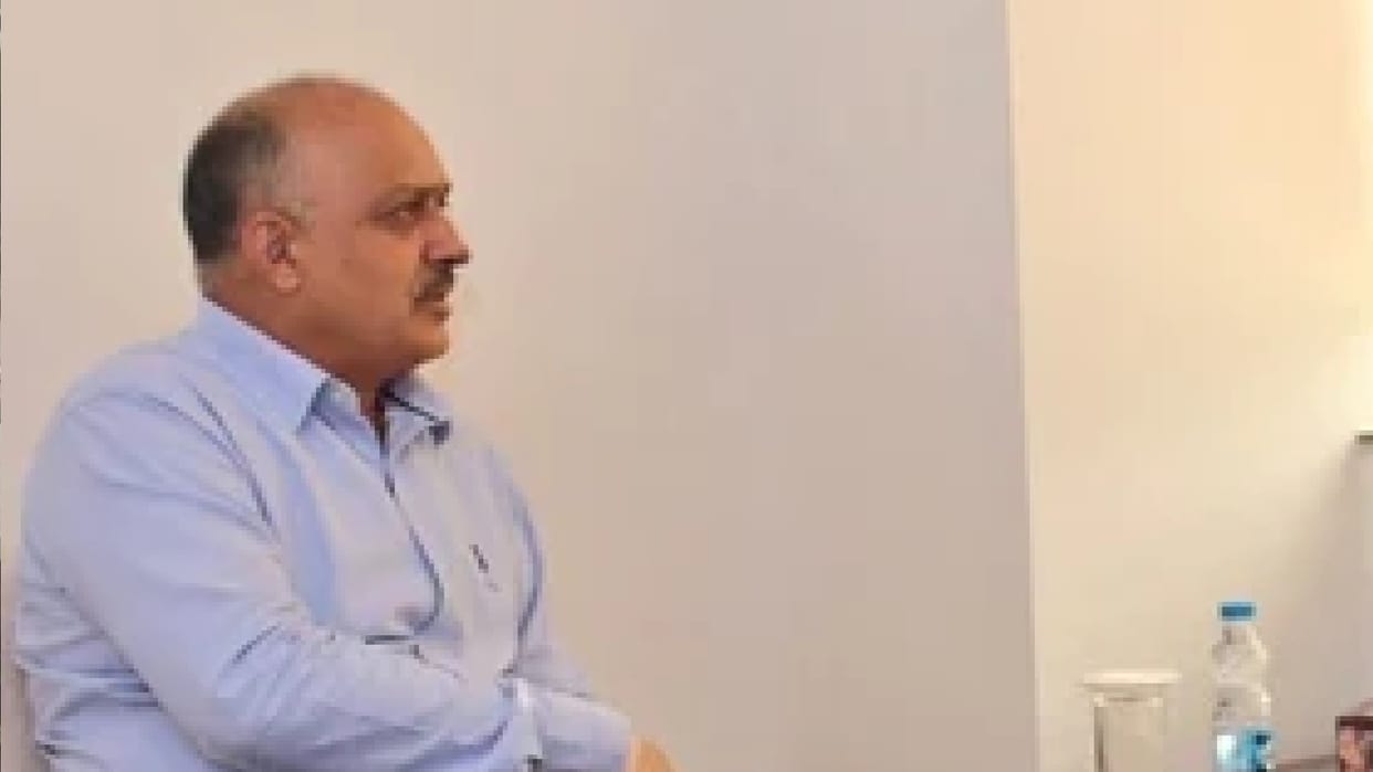 Naresh Kumar 1987 batch IAS officer has been appointed chief secretary of Delhi