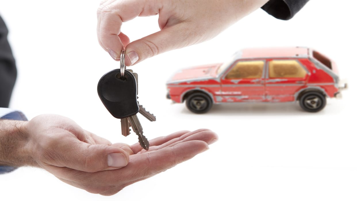 things to keep in mind while buying a second hand car or bike utility news in hindi