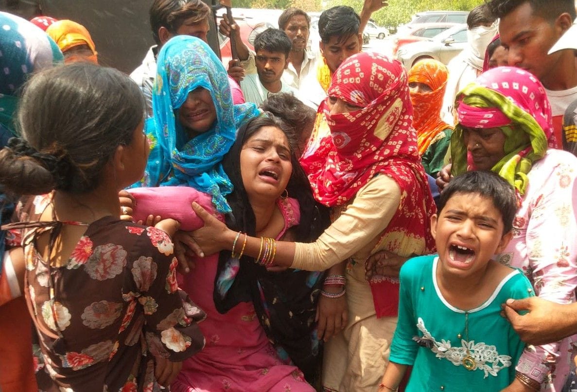 Asha said, I have filled despair in my life, how will I take care of three children?