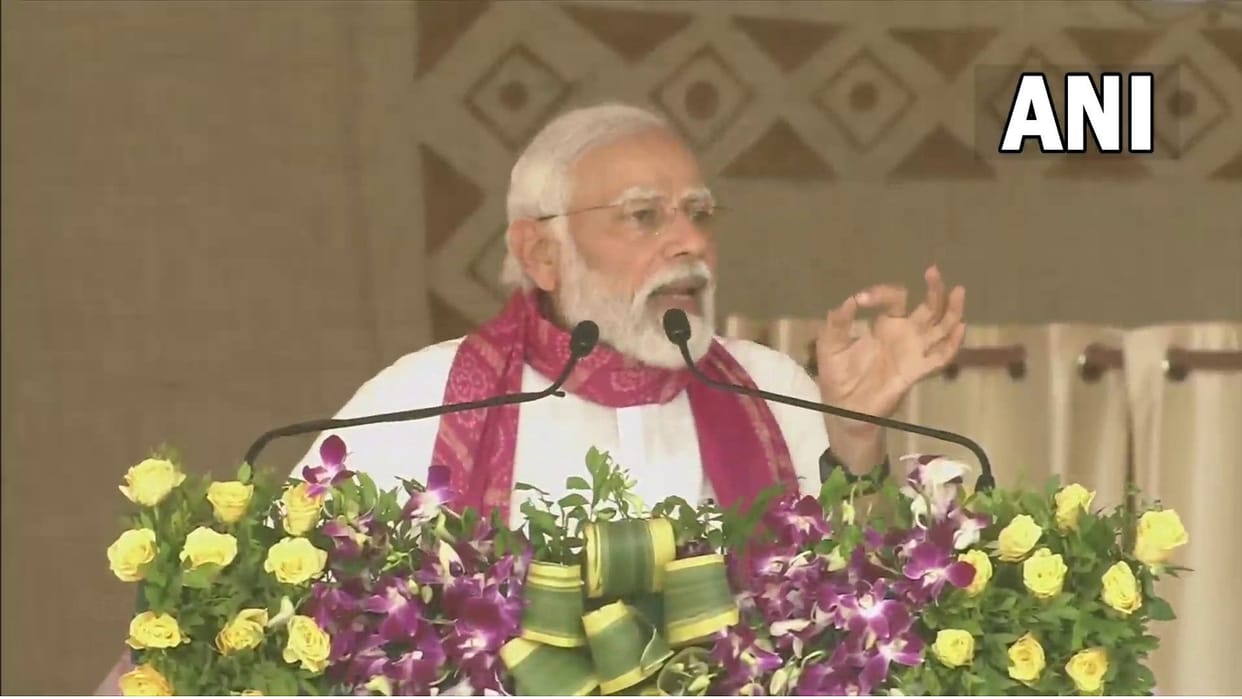 PM Narendra Modi honoured with Sanman Patra from Takht Sachkhand Sri Hazur Sahib