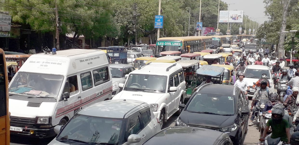 Traffic jam on Ramghat road