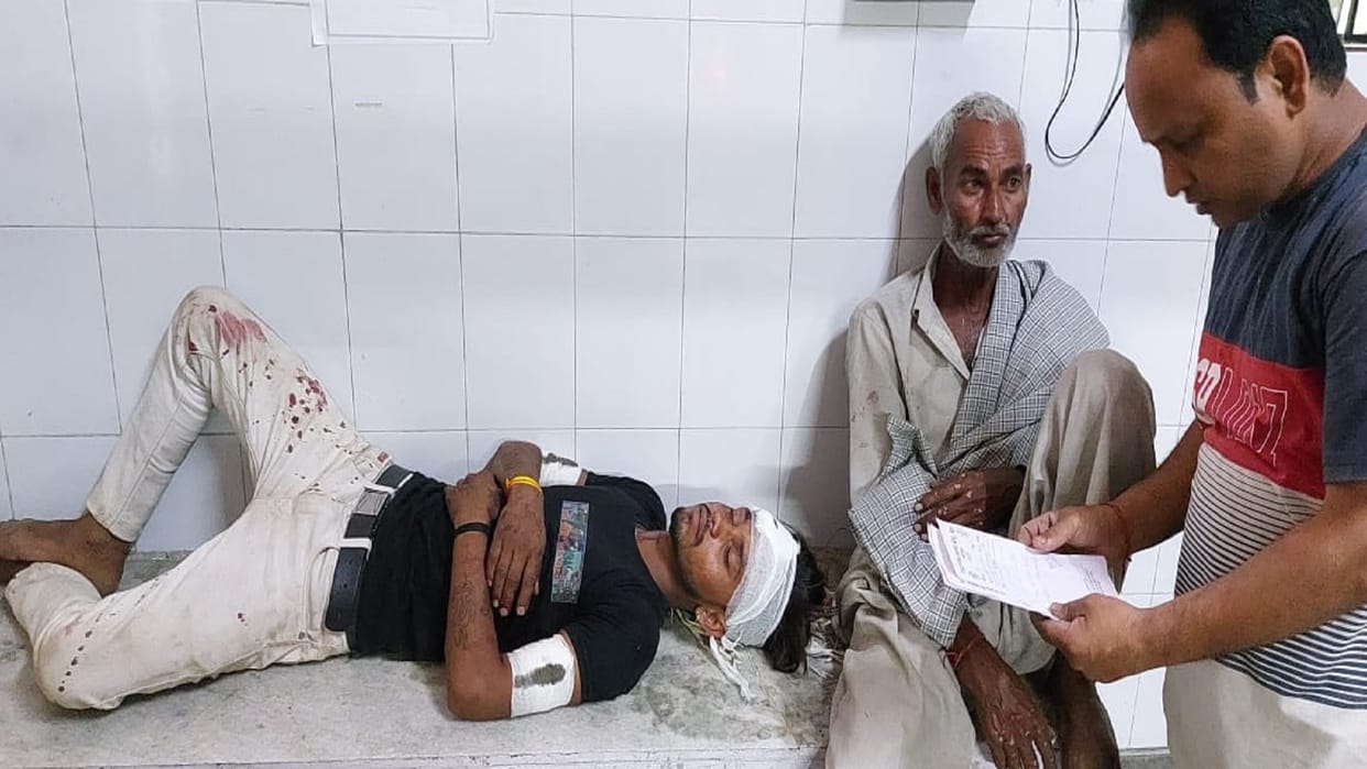 Dispute between tow parties in old enmity in Saharanpur seven injured including two women