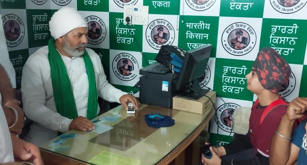 Central government is not working on agricultural guarantee laws yet: Tikait