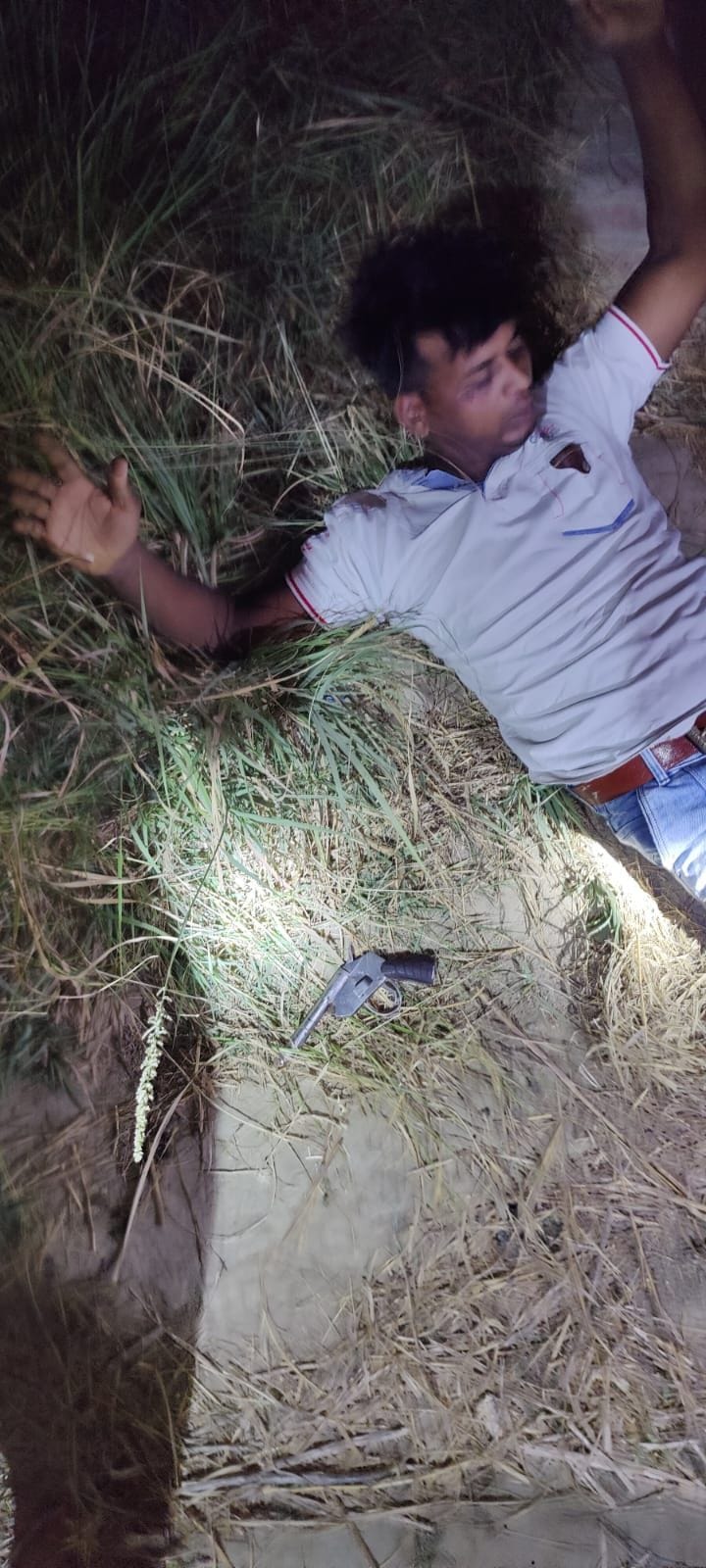 A miscreant accused of killing a girl was caught in a police encounter