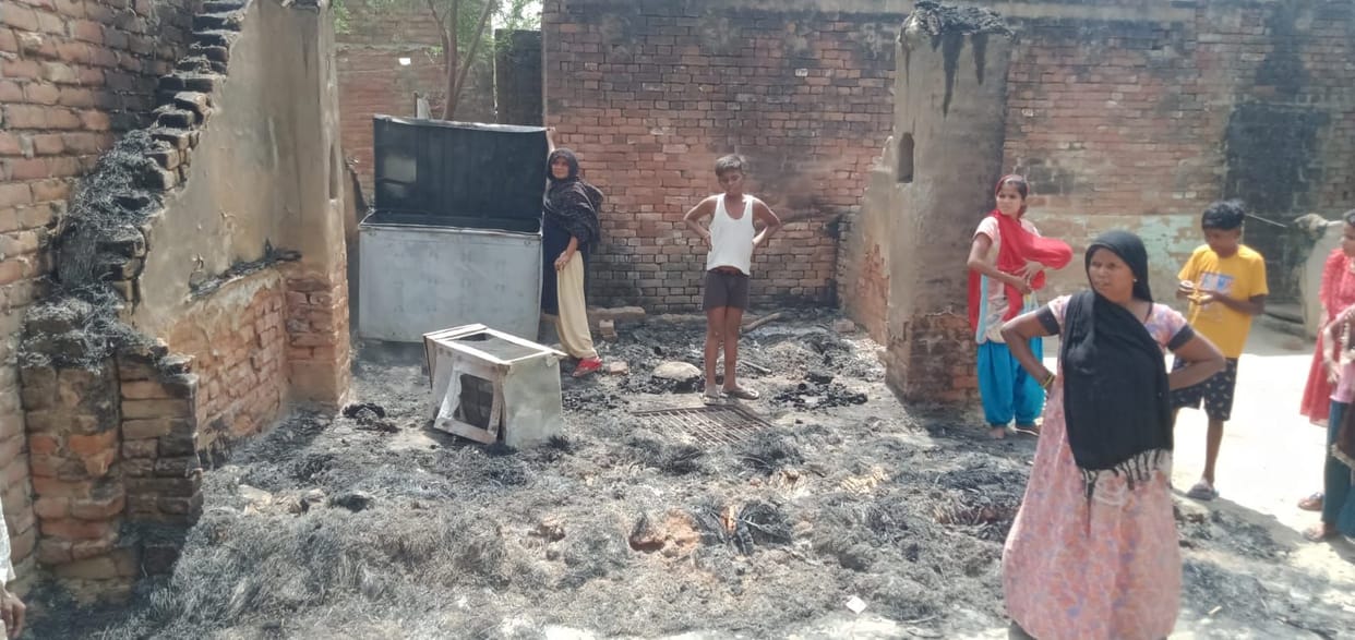 Two huts burnt, accused of setting fire to rage