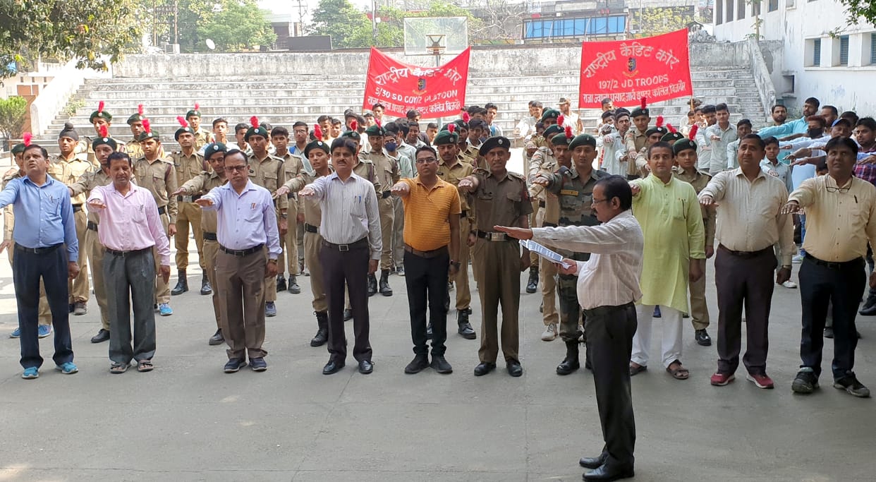Students took oath to follow traffic rules
