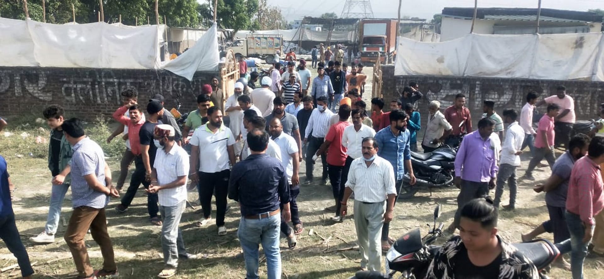 Beef stuffed found in Bag in scrap shop, Hindutva organizations ruckus in Uttarakhand Doiwala, See Photos