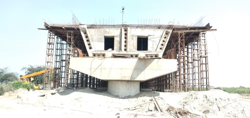 One crore fine if bridge is not built on Yamuna by September