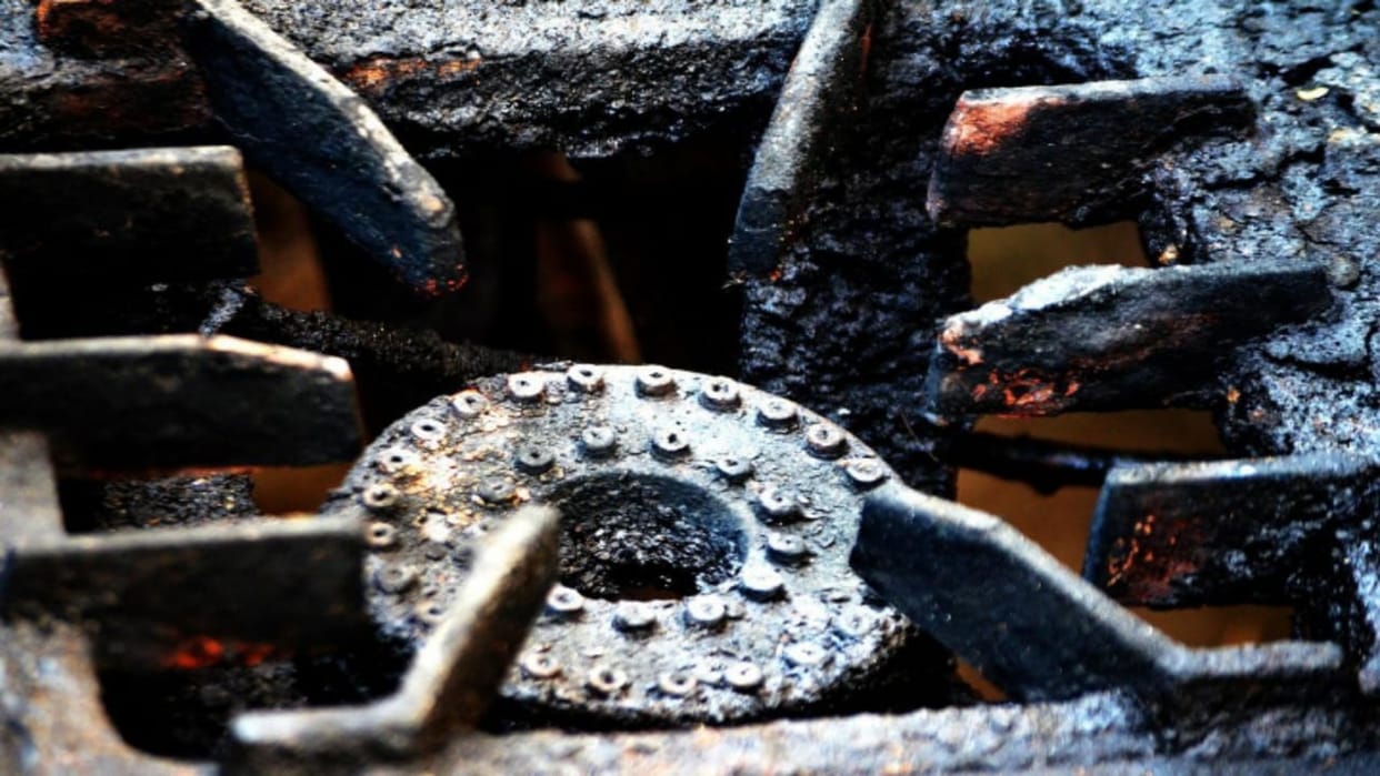 Lifehacks How to Clean gas stove Burner know the method here