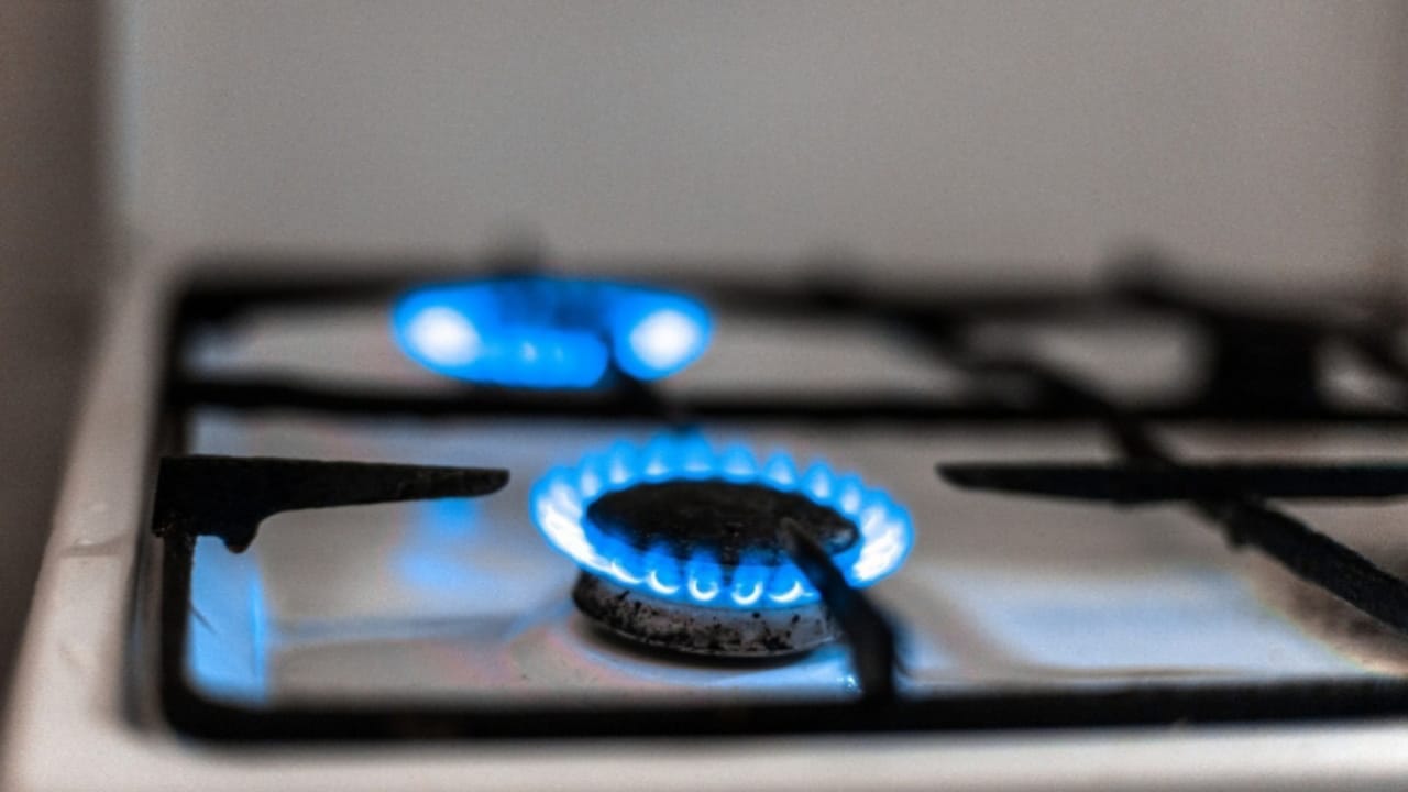 Lifehacks How to Clean gas stove Burner know the method here