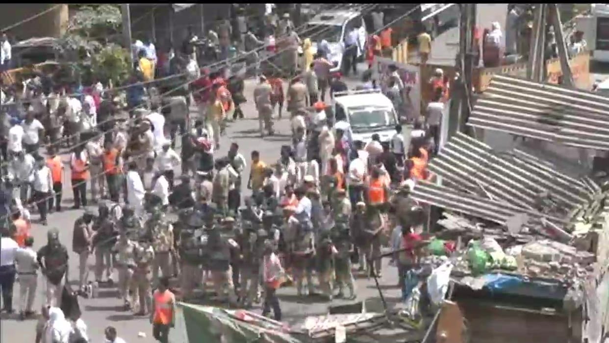 Jahangirpuri Violence Case Supreme Court Stay Order on MCD Bulldozer Action Jahangirpuri Demolition Delhi