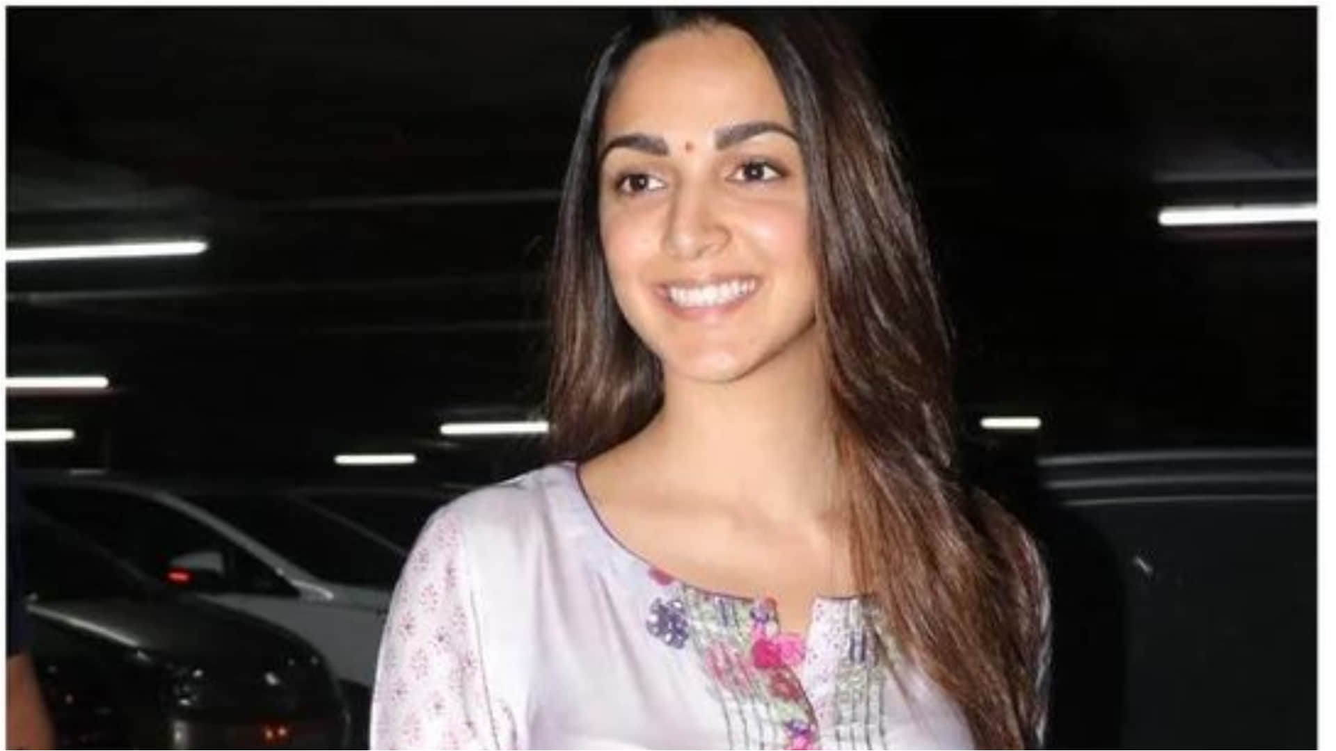 airport look alia bhatt to kiara advani nora fatehi loves pastel colour kurta for recent airport look