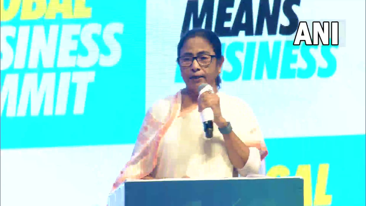 Mamata Banerjee attack on the Center Govt Over issue of VAT and BSF said that will not allow Bengal to become Hathras or Unnao