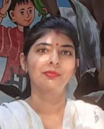 Woman instructor dies due to dumper collision, husband serious