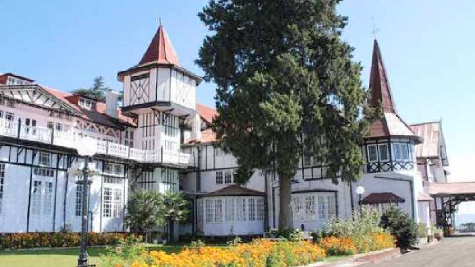 Demolition plan to build Raj Bhavan anew, preparing to sit the governor in Peterhof