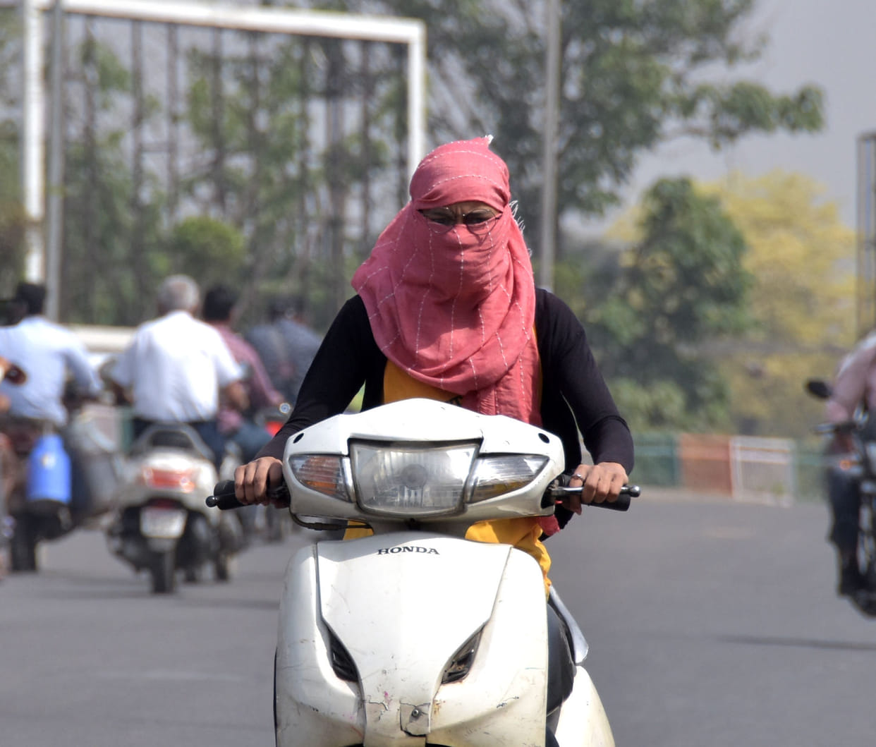 Increasing heat is disturbing public life