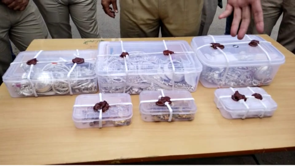 Three miscreants arrested for robbing goldsmith in Jodhpur