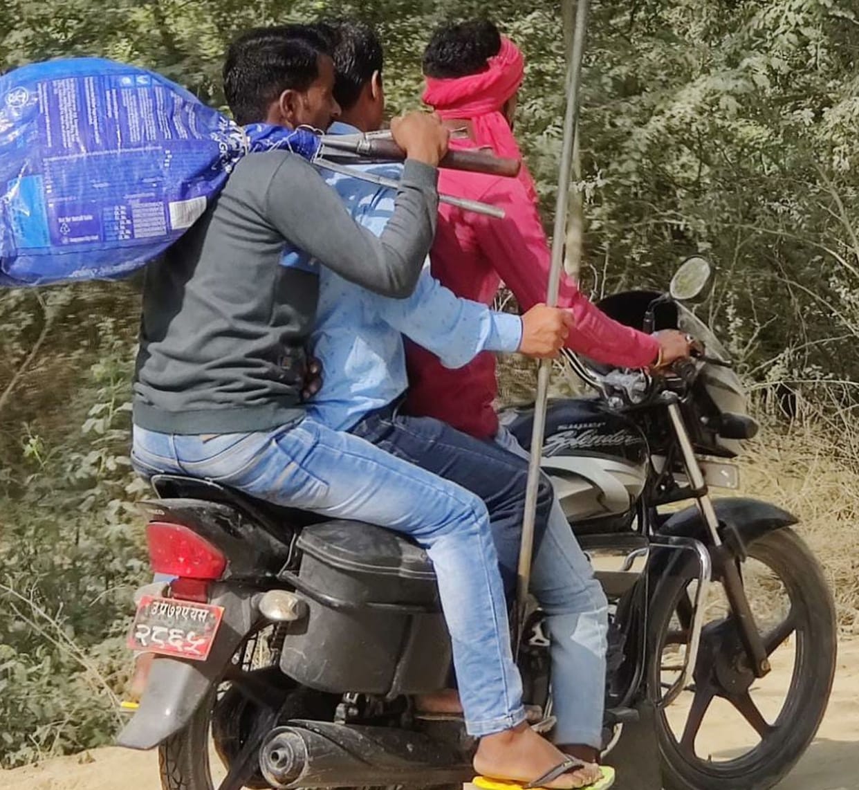 peoples are violating traffice rules