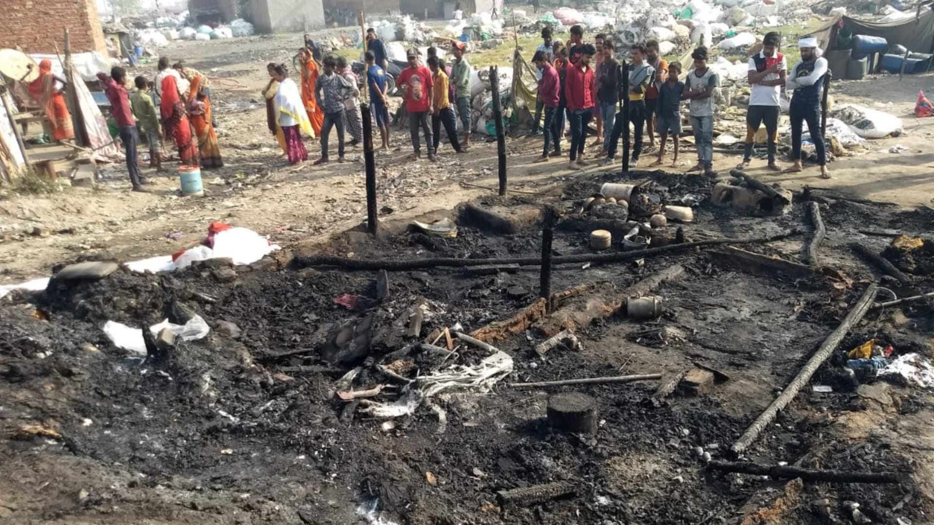 Seven members of a family were burnt alive after a fire broke out in a hut in Ludhiana of Punjab
