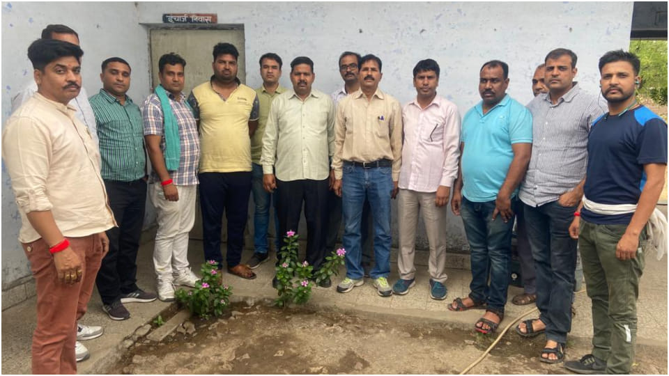 Three arrested including RPF Inspector for demanding bribe in Kota