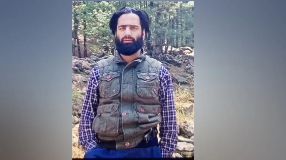 Encounter between terrorists and security forces in Baramulla in Jammu and Kashmir
