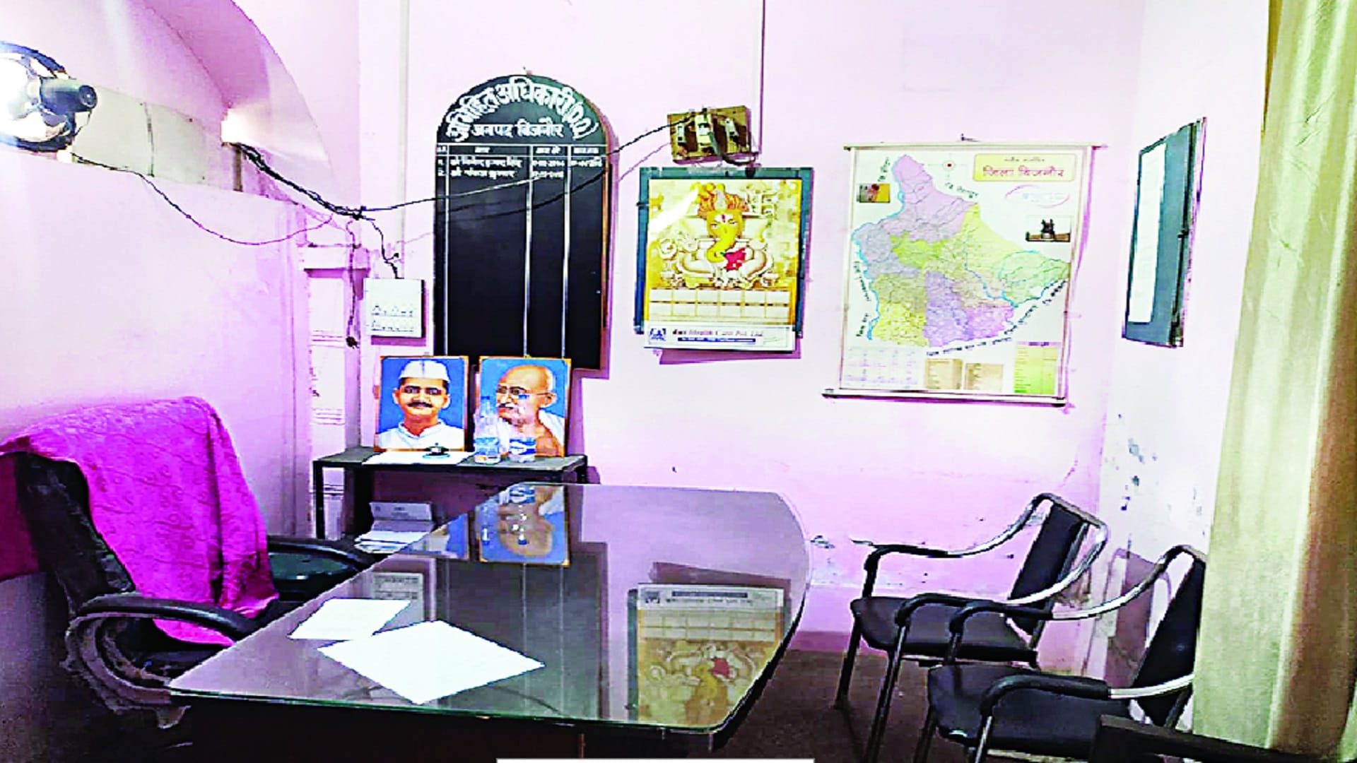 News News: Live investigaton by Amar Ujala team of all office of officers in Bijnor district see photos