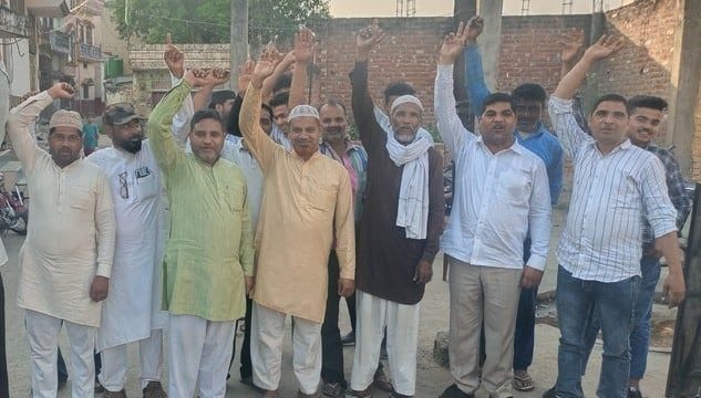 Villagers protest over power cut