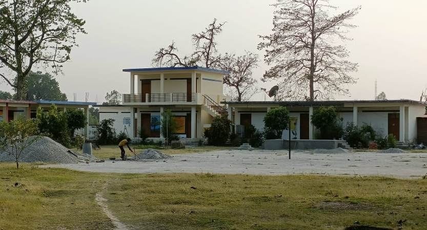 Less Facility And Admission in GGIC Banbasa
