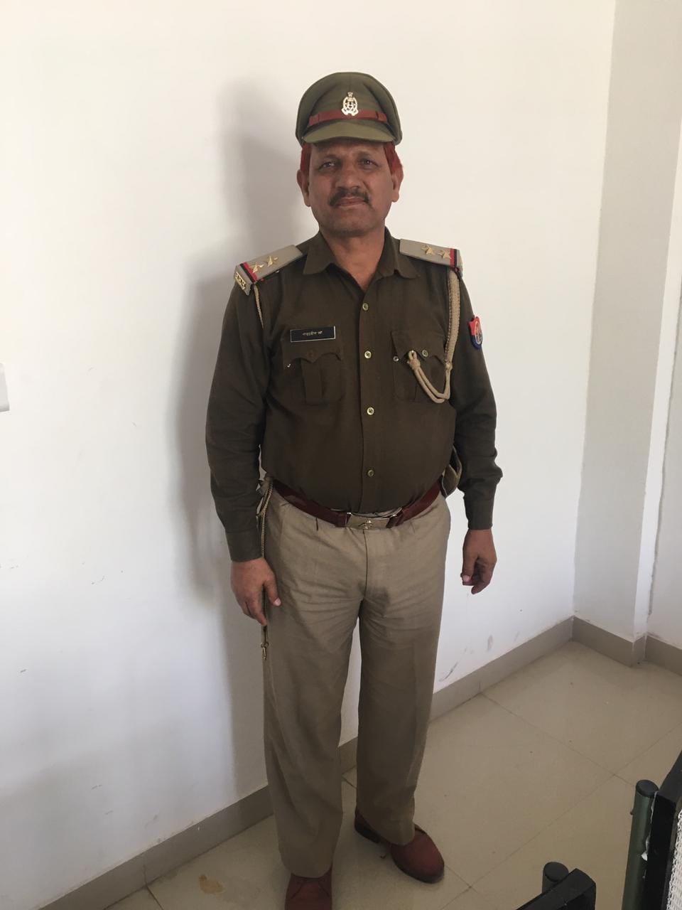 hardoi news,Sub Inspector sacked for smuggling ivory