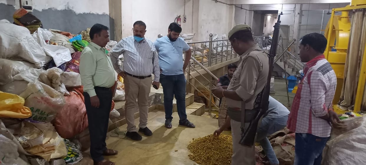 Teams raid industrial units on suspicion of subsidized urea